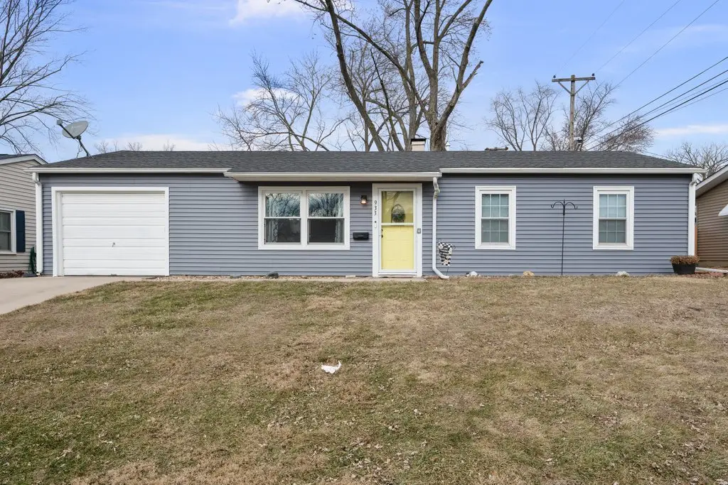 933 34th Avenue, East Moline, IL 61244 - Image #1