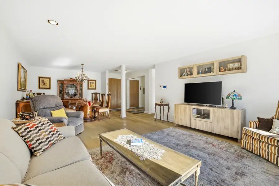 Address Withheld By Seller, Elk Grove Village, IL 60007 - Image #3