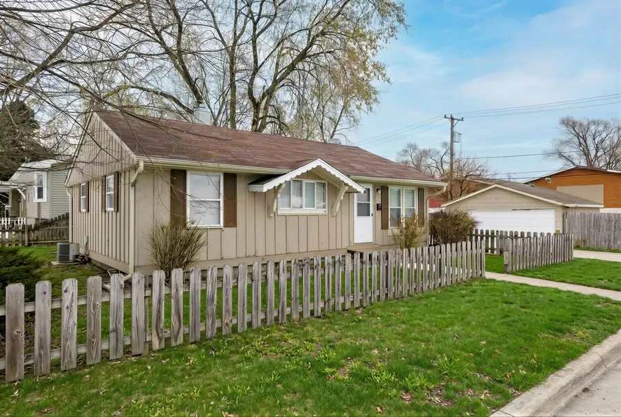 2119 Hermon Avenue, Zion, IL 60099 - Image #2