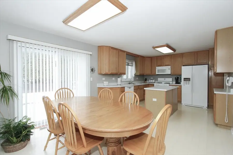 2936 Avalon Drive, Elgin, IL 60124 - #3