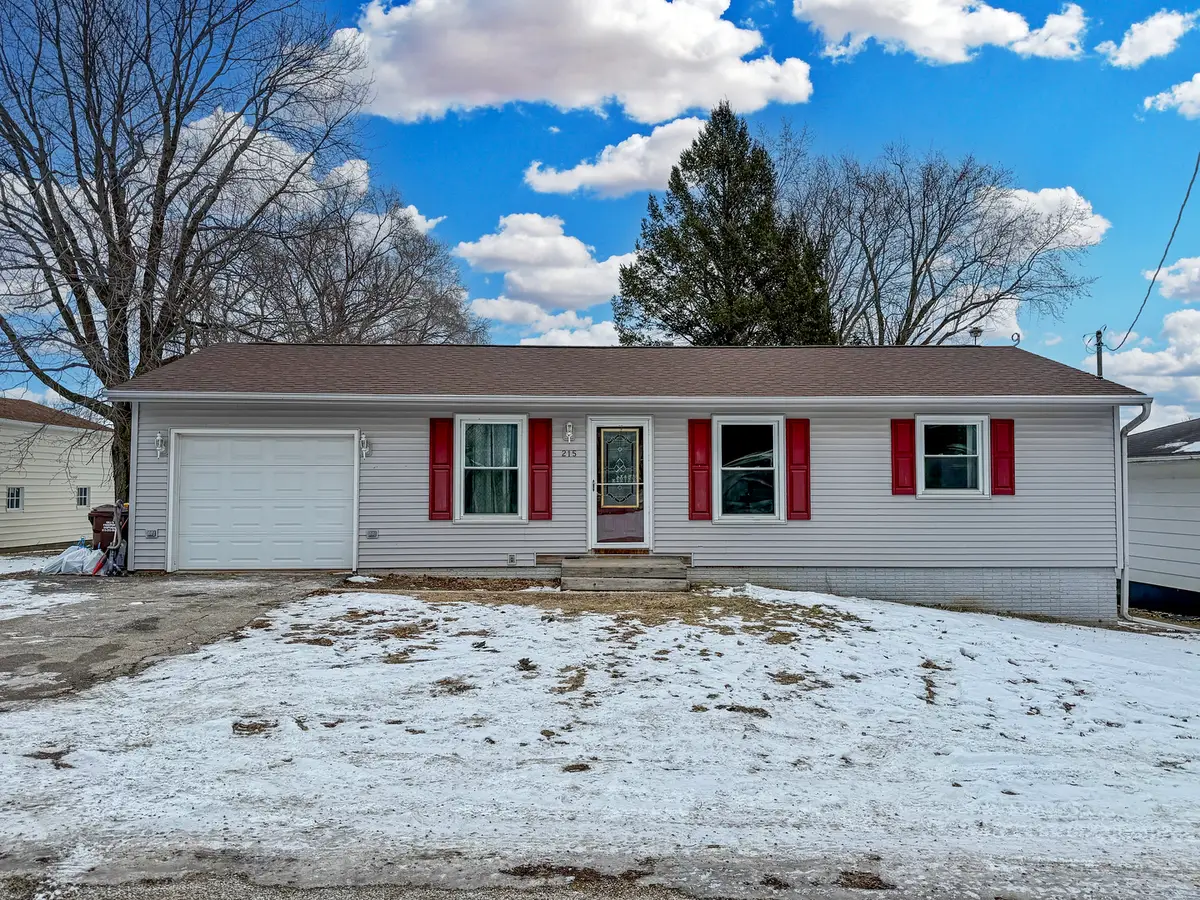 215 Baird Street, Dakota, IL 61018 - #1