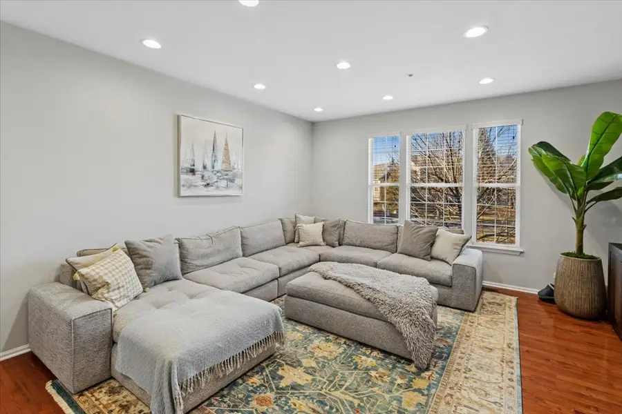 2609 N Greenwood Avenue, Arlington Heights, IL 60004 - Image #2