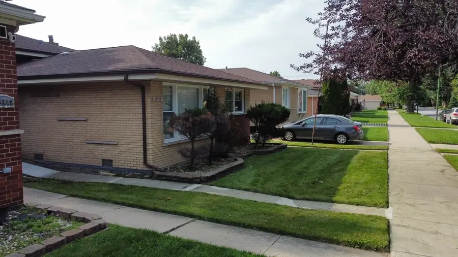 12919 S Escanaba Avenue, Chicago, IL 60633 - Image #3