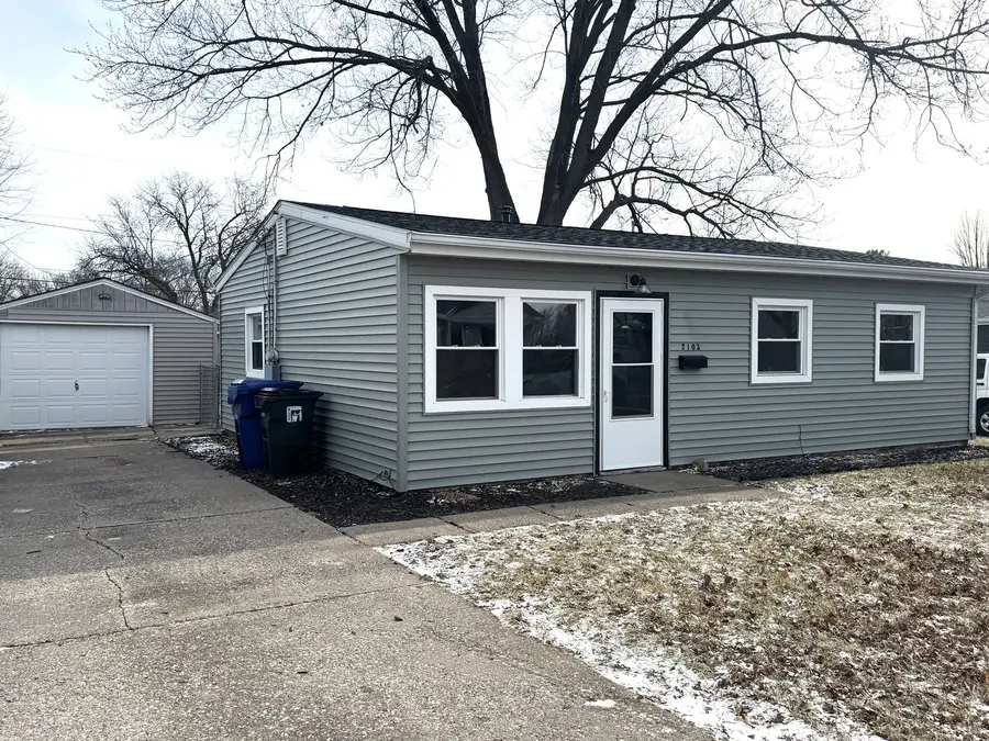 2103 N. Michigan Avenue, Davenport, IA 52804 - Image #2