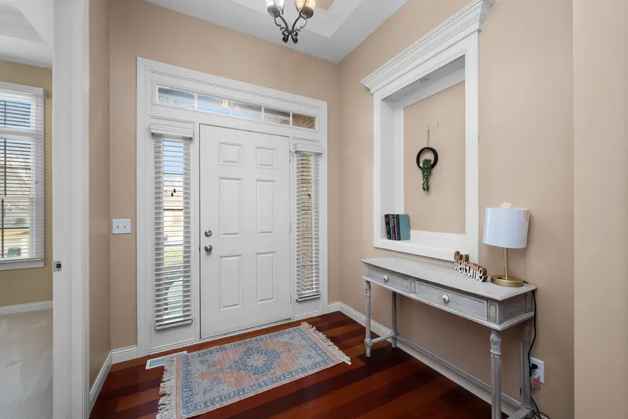 3179 Meridith Way, Bettendorf, IA 52722 - Image #2