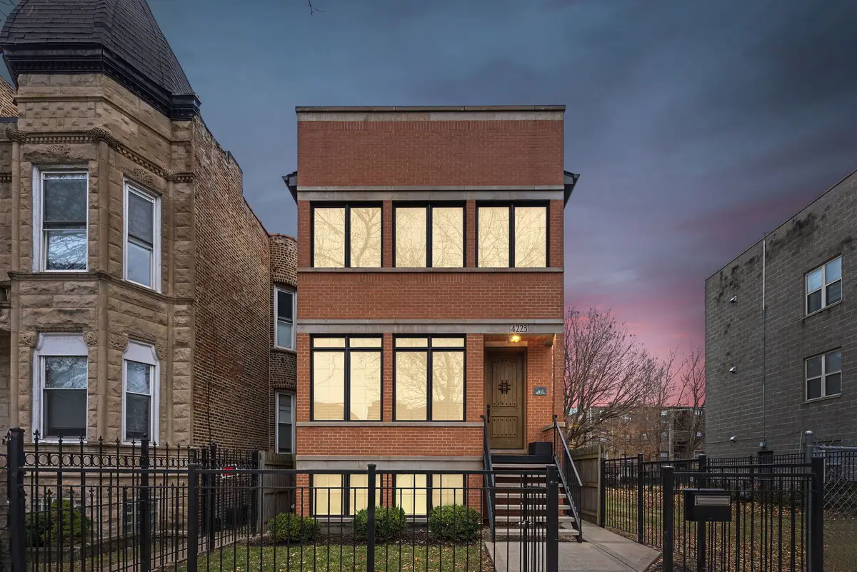 4223 S Wabash Avenue, Chicago, IL 60653 - Image #1