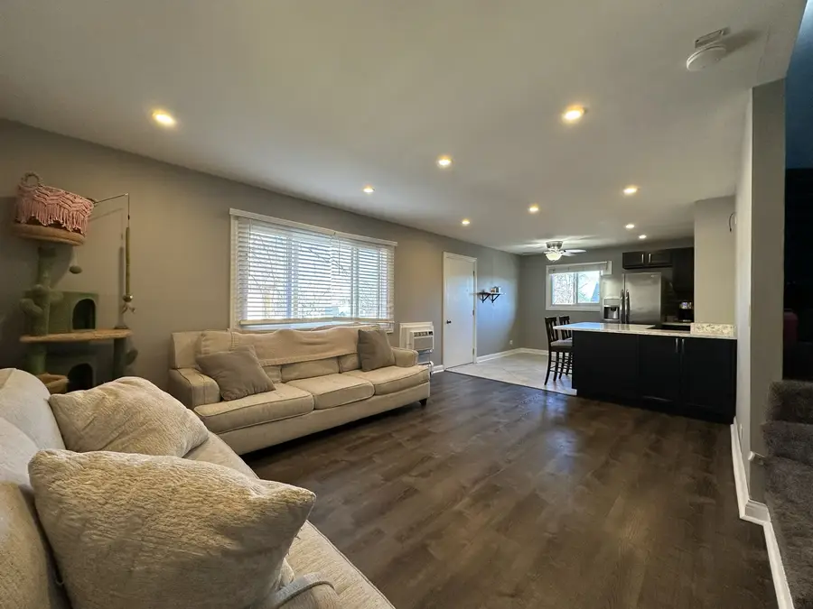 2408 Algonquin Road #3, Rolling Meadows, IL 60008 - Image #2