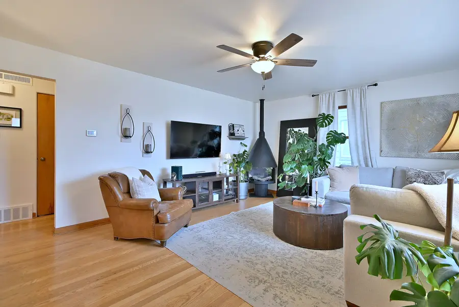 465 W Verret Street, Elmhurst, IL 60126 - Image #3