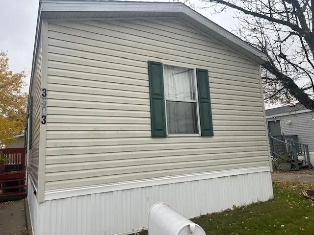 3503 Elaine Avenue, Park City, IL 60085 - Image #2