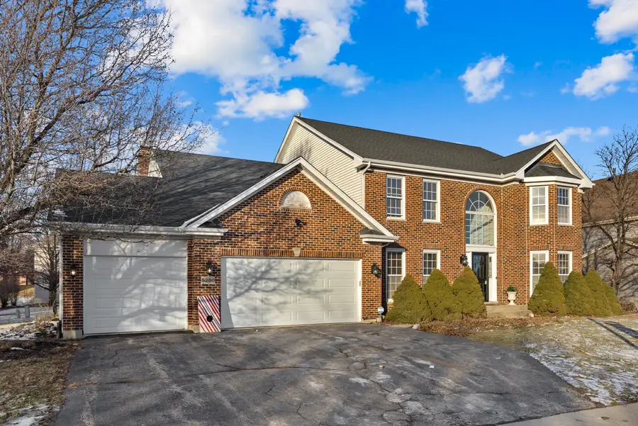 5260 Sawhorse Drive, Hoffman Estates, IL 60192 - Image #2