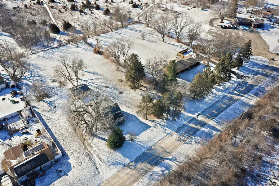 1001 W Broadway Street, McHenry, IL 60051 - Image #2