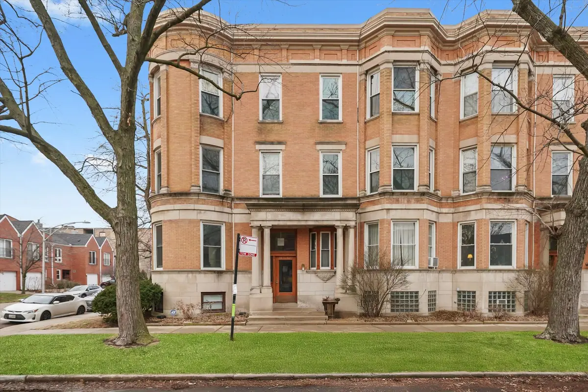 5342 S Greenwood Avenue #3, Chicago, IL 60615 - Image #1