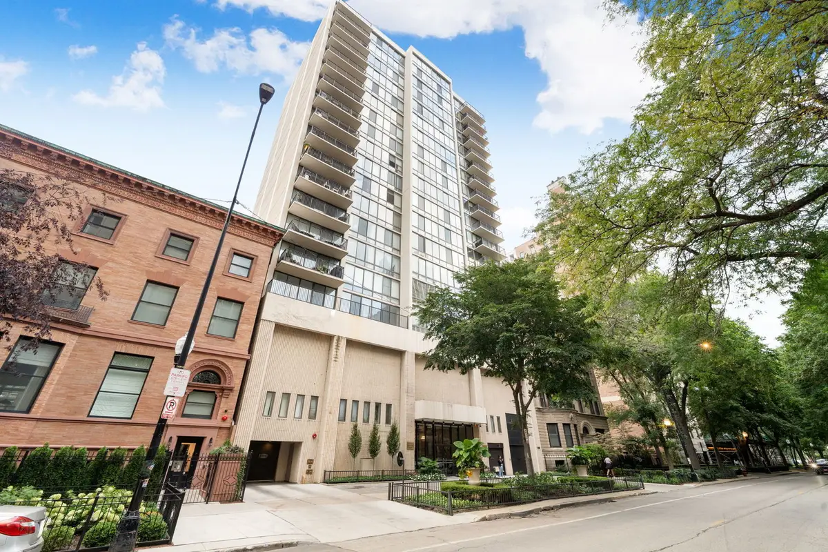 1516 N State Parkway #5D, Chicago, IL 60610 - Image #1