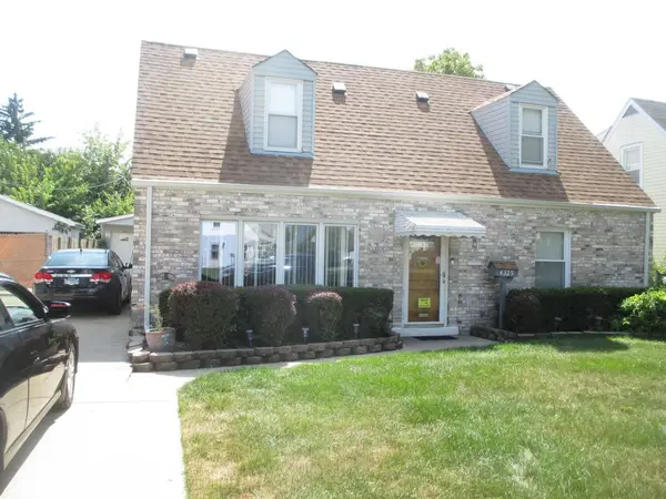 4325 W 99th Place, Oak Lawn, IL 60453