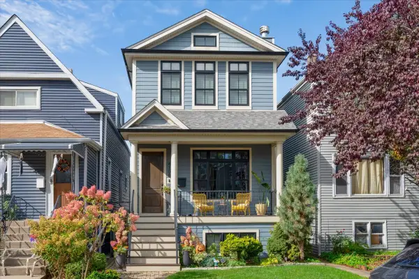 4108 N Claremont Avenue, Chicago, IL 60618