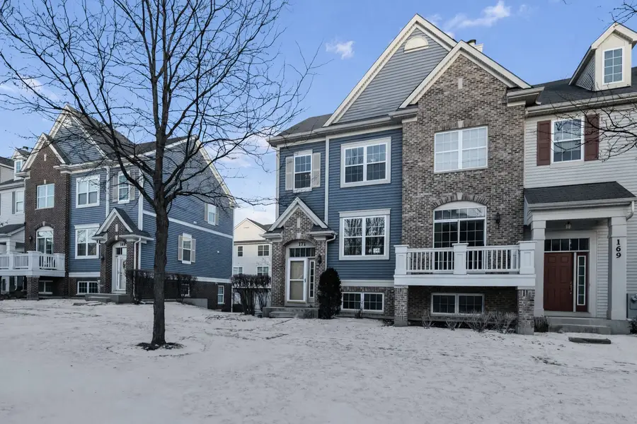 171 Shaftesbury Street #171, Carol Stream, IL 60188 - Image #2