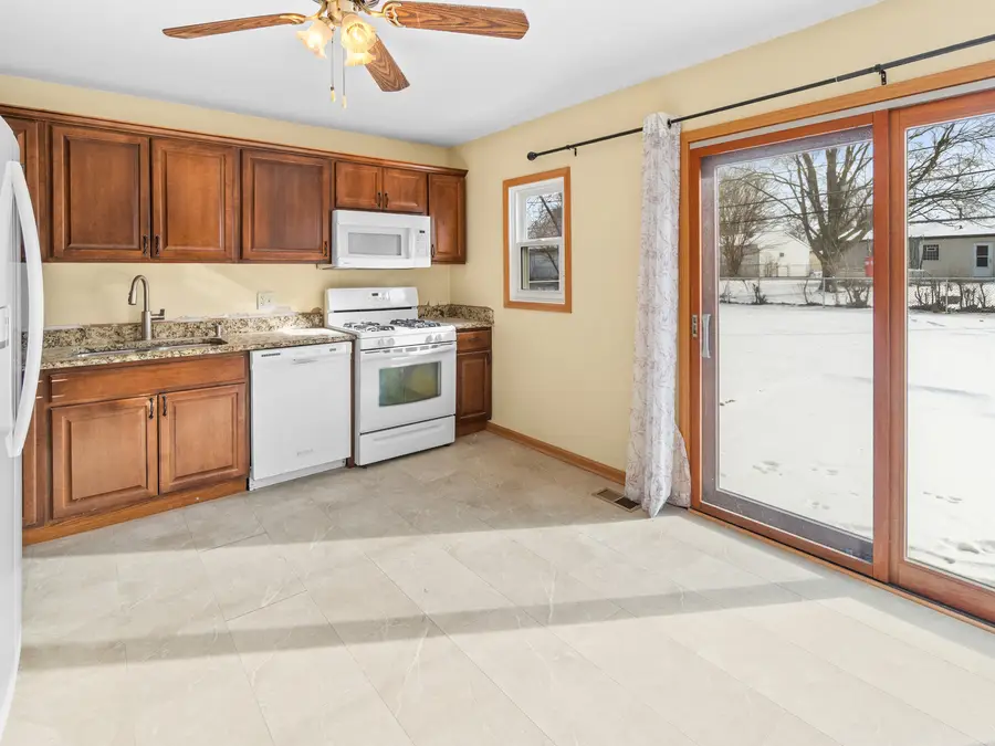 525 Glen Avenue, Romeoville, IL 60446 - Image #3