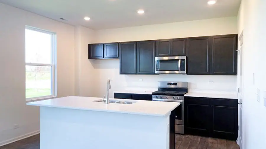 9986 Edgebrook Lane, Huntley, IL 60142 - Image #2