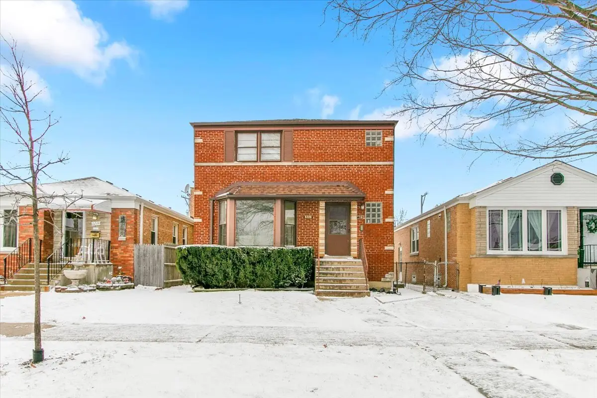 6226 N Springfield Avenue, Chicago, IL 60659 - Image #1