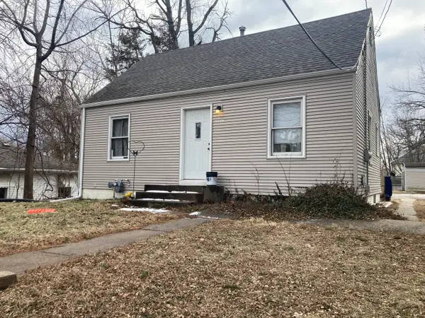 2109 E Locust Street, Davenport, IA 50803