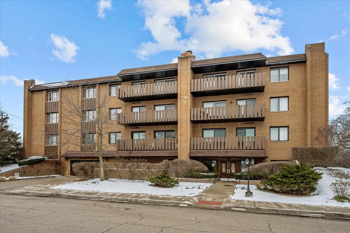 1795 Lake Cook Road #207, Highland Park, IL 60035 - Image #1