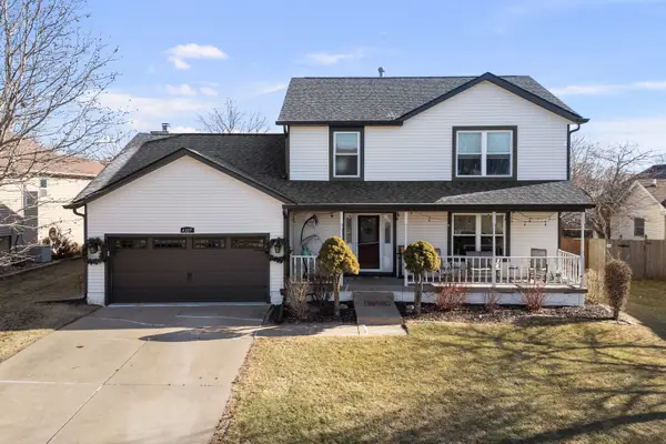 4327 Regency Place, Davenport, IA 52806