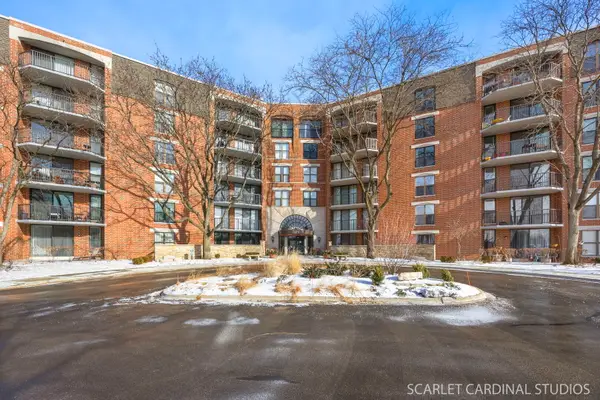 509 Aurora Avenue #120, Naperville, IL 60540