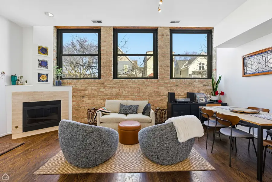 3057 N Clifton Avenue #2, Chicago, IL 60657 - #3