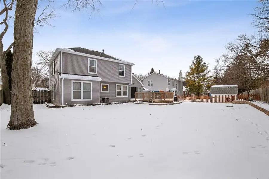 275 N Fiore Parkway, Vernon Hills, IL 60061 - Image #2