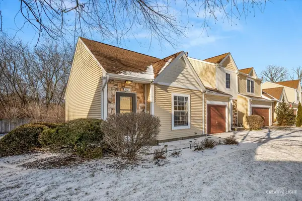 2027 Teton Parkway, Algonquin, IL 60102