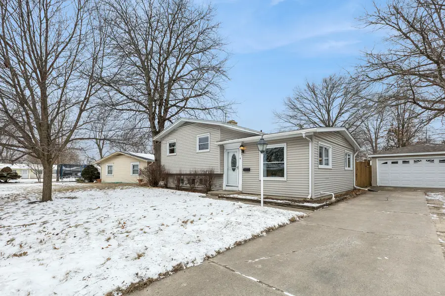 Address Withheld By Seller, Montgomery, IL 60538 - Image #2