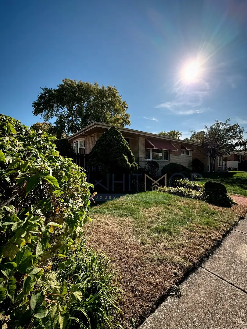15201 Sunset Drive, Dolton, IL 60419 - Image #3