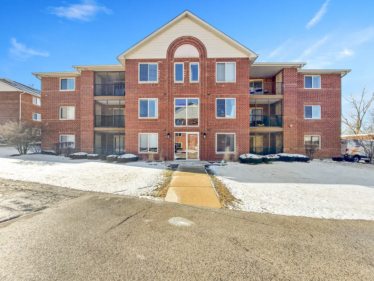 6970 Heritage Circle #5-2A, Orland Park, IL 60462 - Image #1