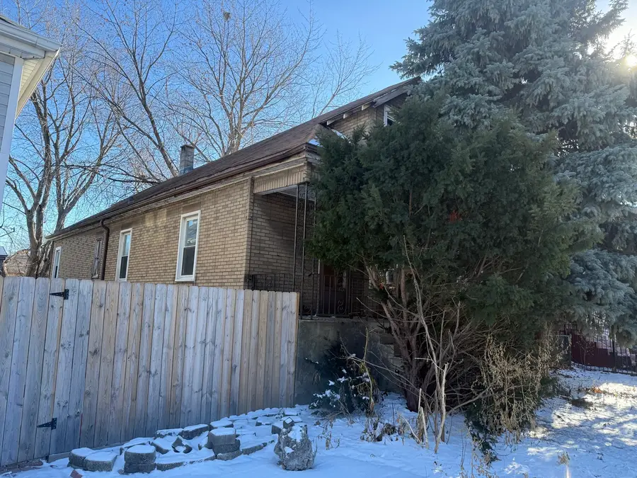 10419 S Avenue F, Chicago, IL 60617 - Image #2