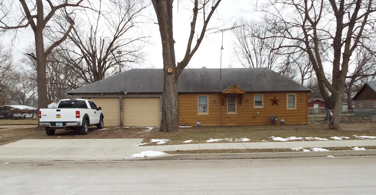 1604 Dillon Avenue, Sterling, IL 61081 - Image #1