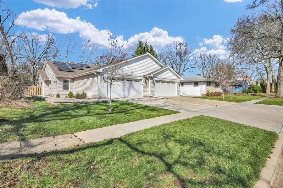 604 E Harding Drive #A, Urbana, IL 61801 - #3
