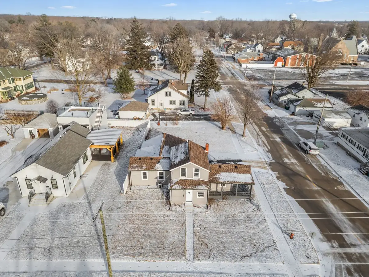 302 N Center Street, Plano, IL 60545 - Image #1