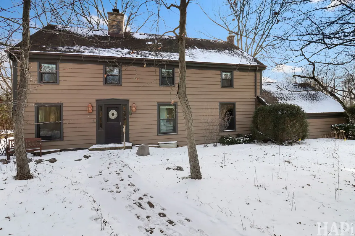 840 Hawthorne Lane, Libertyville, IL 60048 - Image #1