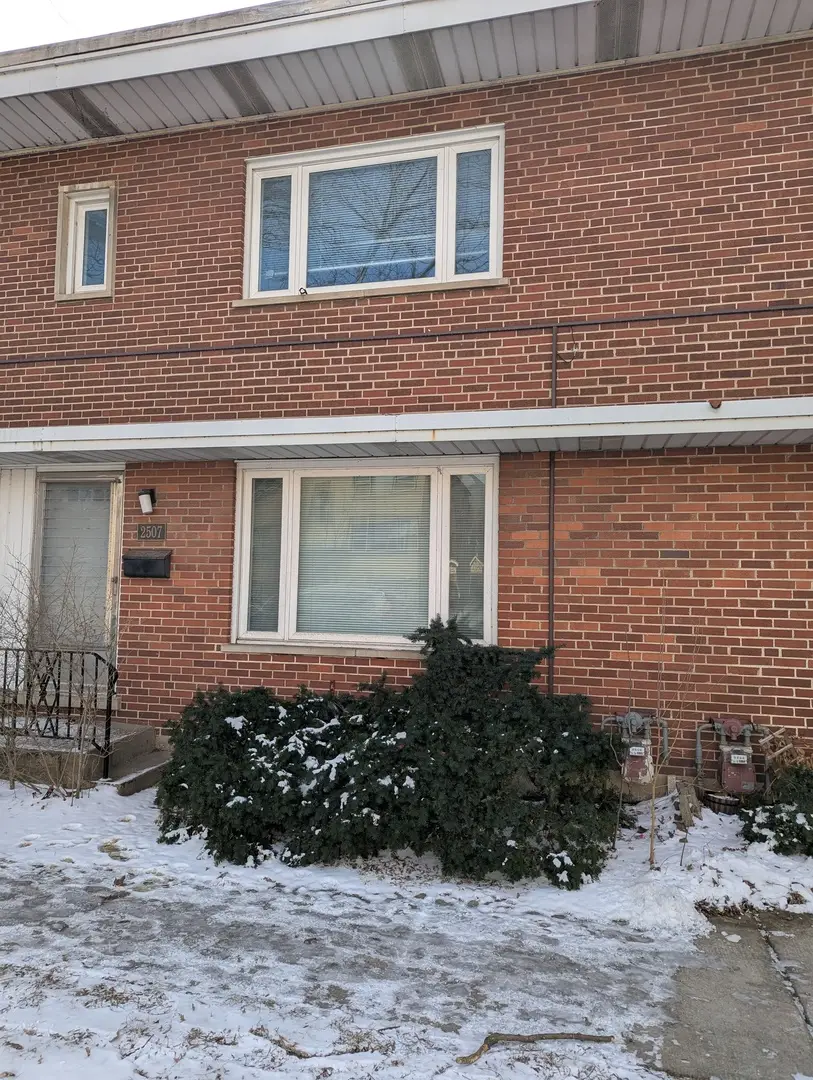 2507 W Howard Street, Chicago, IL 60645 - Image #1