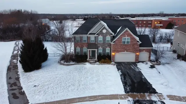 264 Norway Court, Bartlett, IL 60103 - Image #2