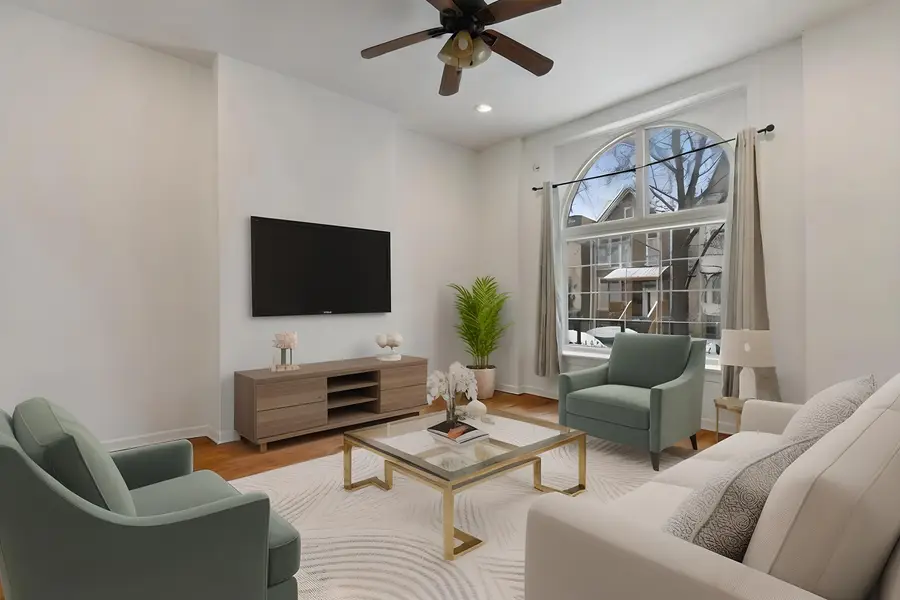 4615 S Evans Street, Chicago, IL 60653 - Image #2