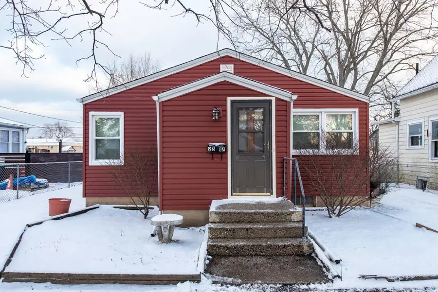 2317 Gideon Avenue, Zion, IL 60099 - Image #2