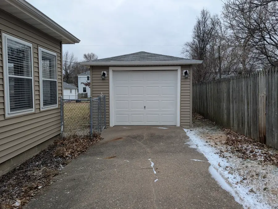 3832 27th Avenue, Rock Island, IL 61201 - Image #2