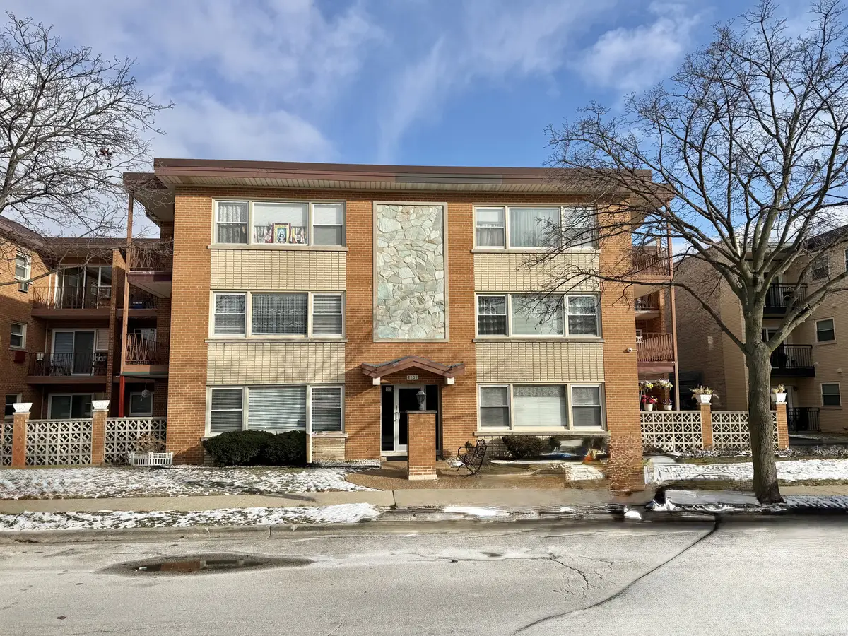 3101 Paris Avenue #307, River Grove, IL 60171 - Image #1