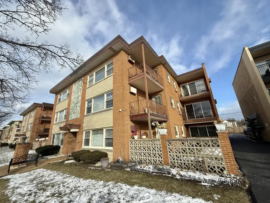 3101 Paris Avenue #307, River Grove, IL 60171 - Image #2