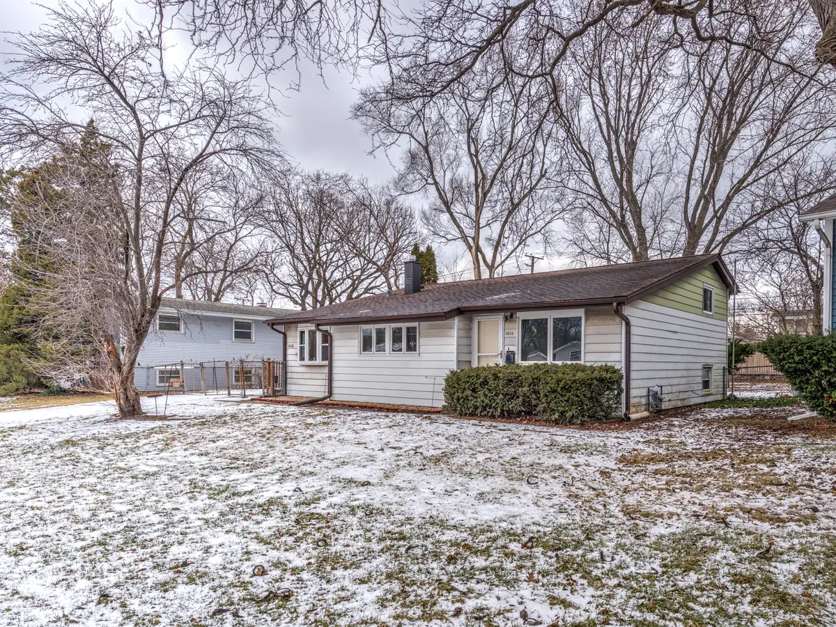 1416 Kings Road, Carpentersville, IL 60110 - Image #1