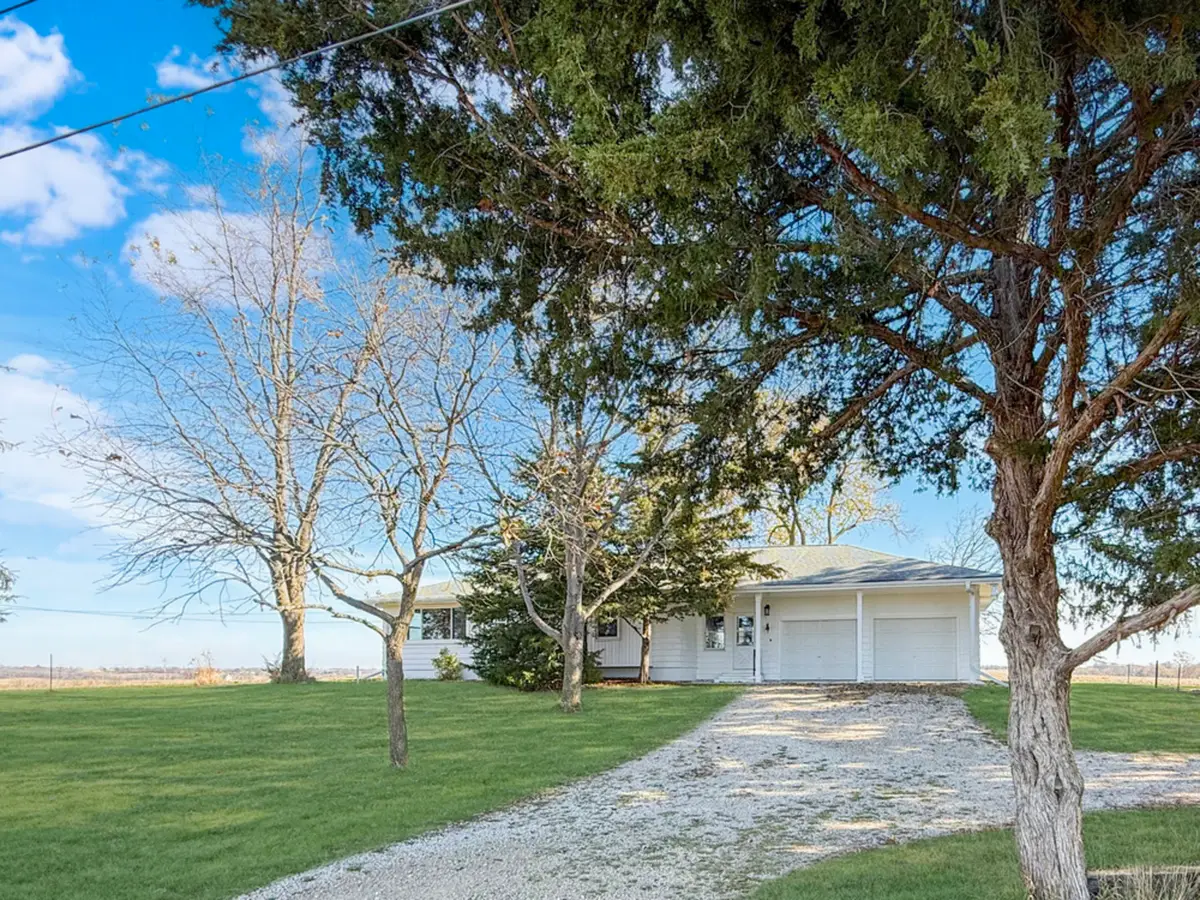 1165 N Henderson Road, Freeport, IL 61032 - #1