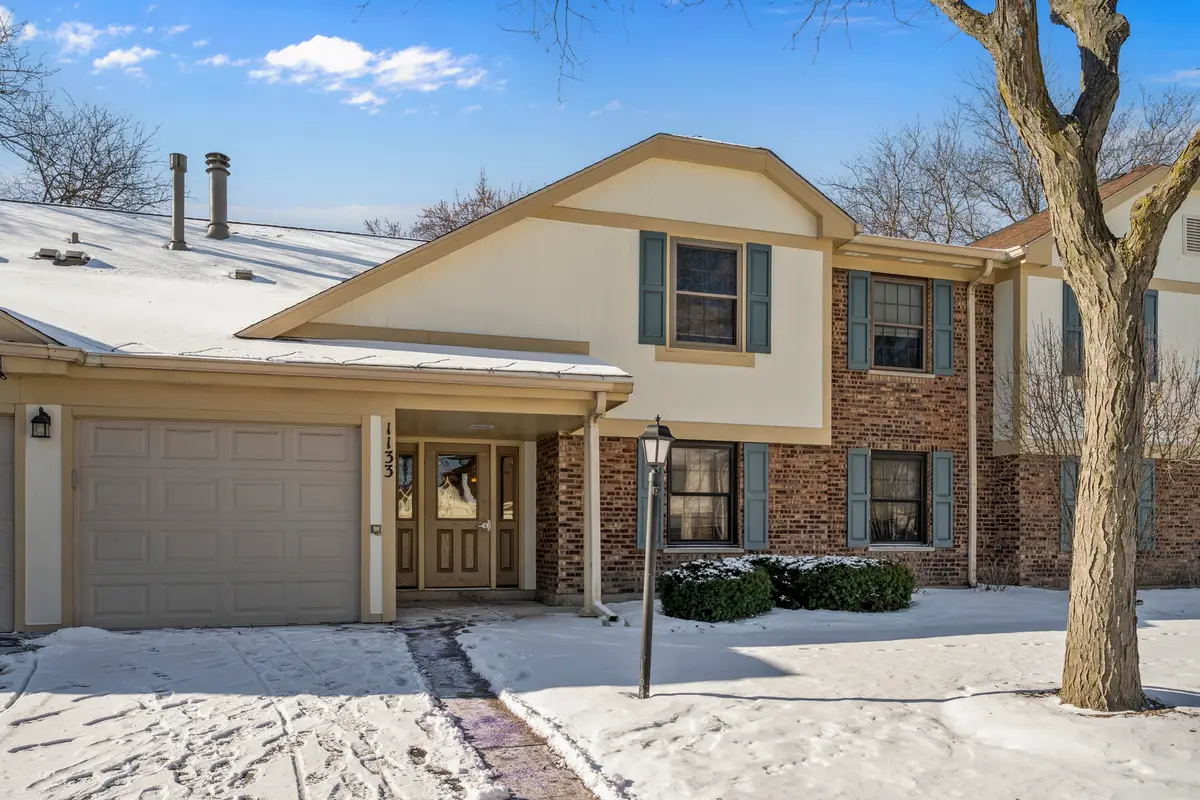 1133 Hawthorne Court #A2, Wheeling, IL 60090 - Image #1