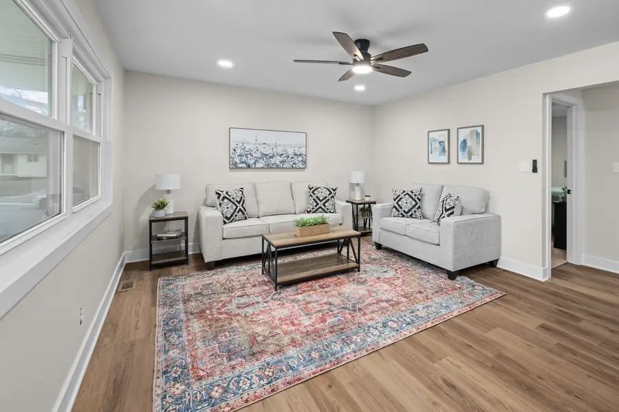 392 33rd Avenue Court, East Moline, IL 61244 - Image #3