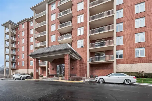 Address Withheld By Seller, Morton Grove, IL 60053